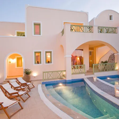 מלון Anassa Deluxe 4*