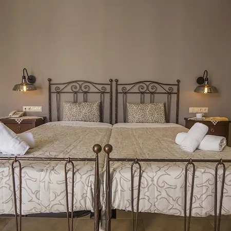 Anassa Deluxe מלון Kamári