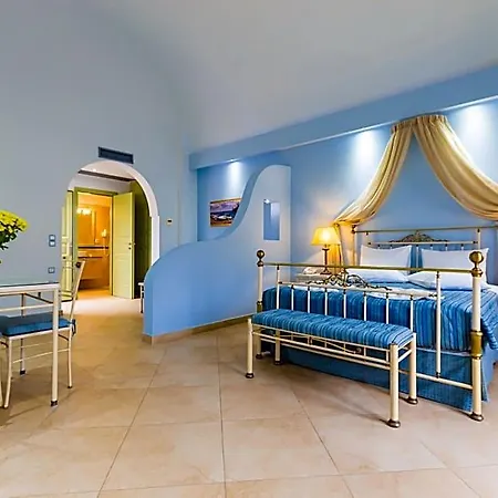 Anassa Deluxe