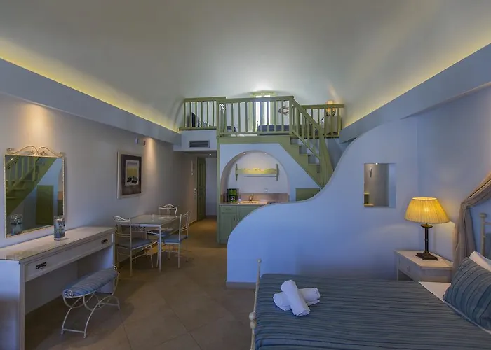 Hotell Anassa Deluxe 4*