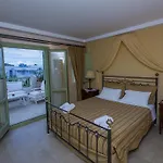 Otel Anassa Deluxe Kamári
